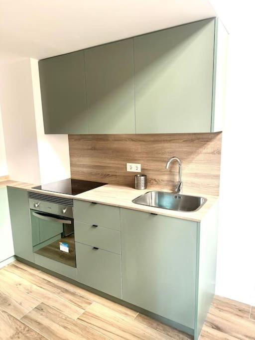 Gran Apartamento A Pie De Calle Valencia Eksteriør bilde